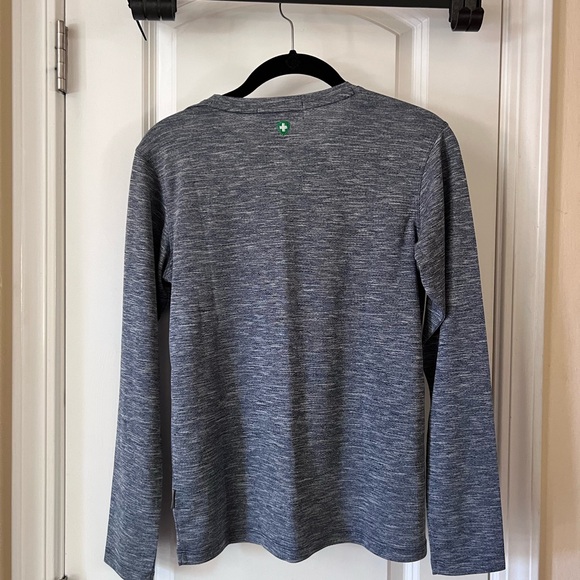 White Sierra Heather Gray Long Sleeve Shirt - Picture 3 of 3